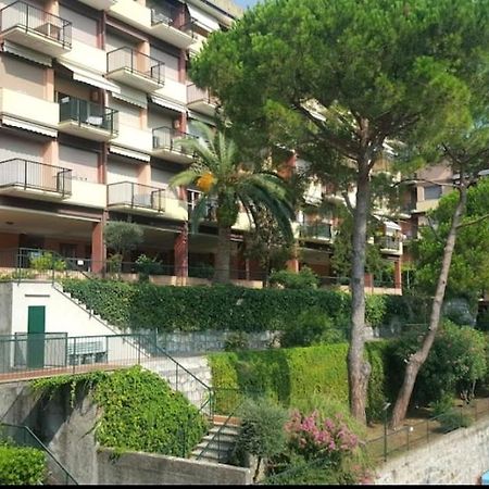 Camera Privata Nell'Appartamento In Zona Residenziale Con 2 Piscine 라팔로 외부 사진