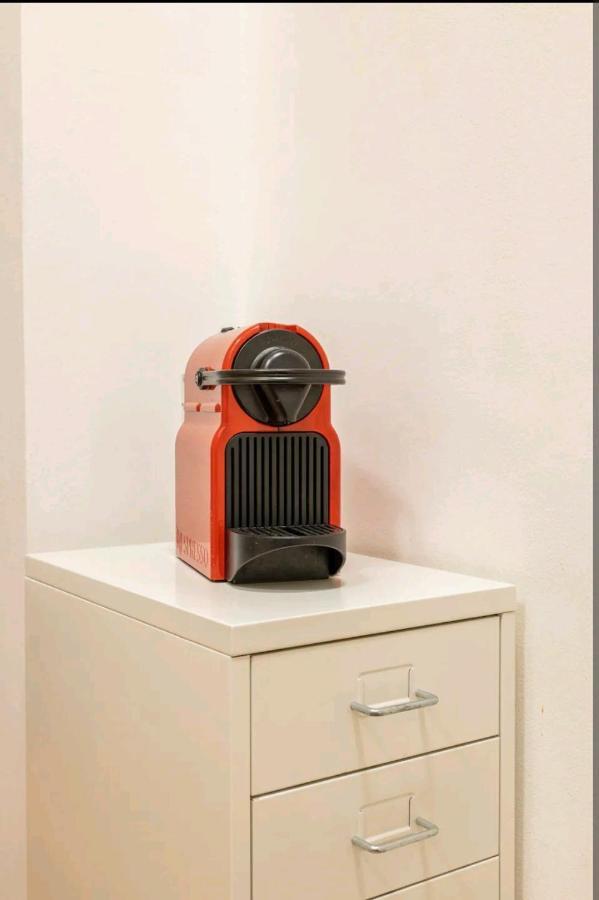 Camera Privata Nell'Appartamento In Zona Residenziale Con 2 Piscine 라팔로 외부 사진