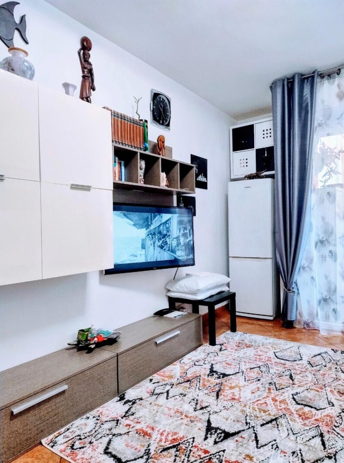 Camera Privata Nell'Appartamento In Zona Residenziale Con 2 Piscine 라팔로 외부 사진